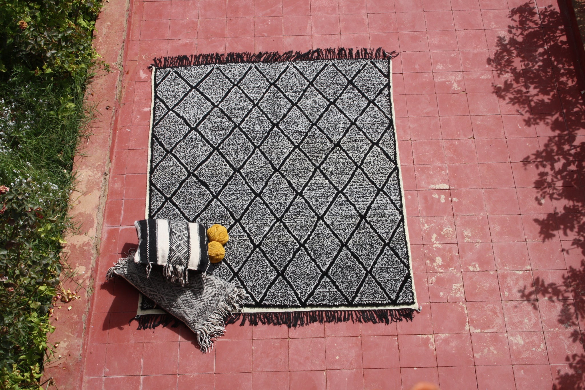 handcrafted berber moroccan rug