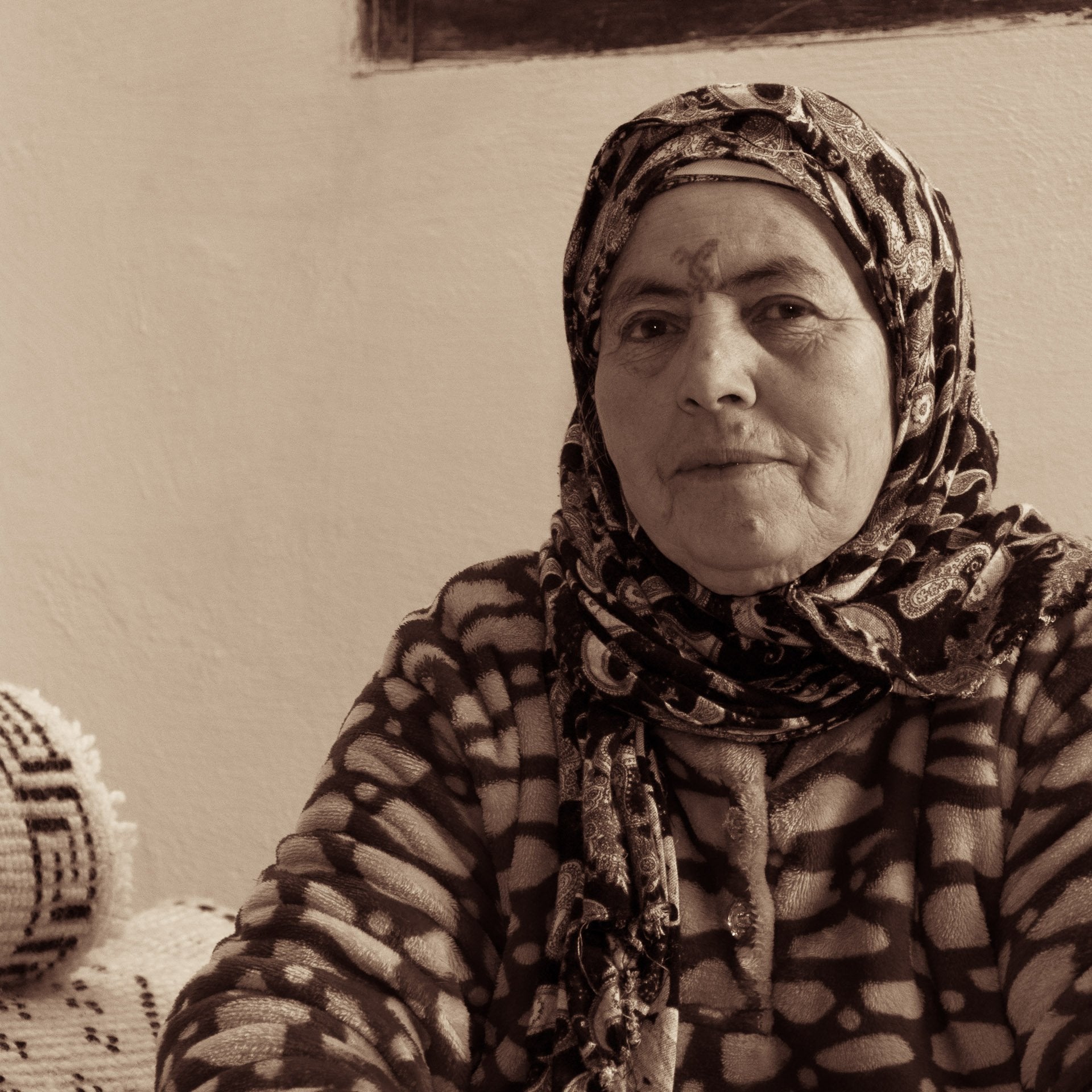 Zahra Weaving Artisan